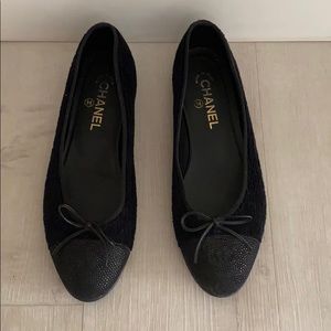Beautiful Black Chanel Flats